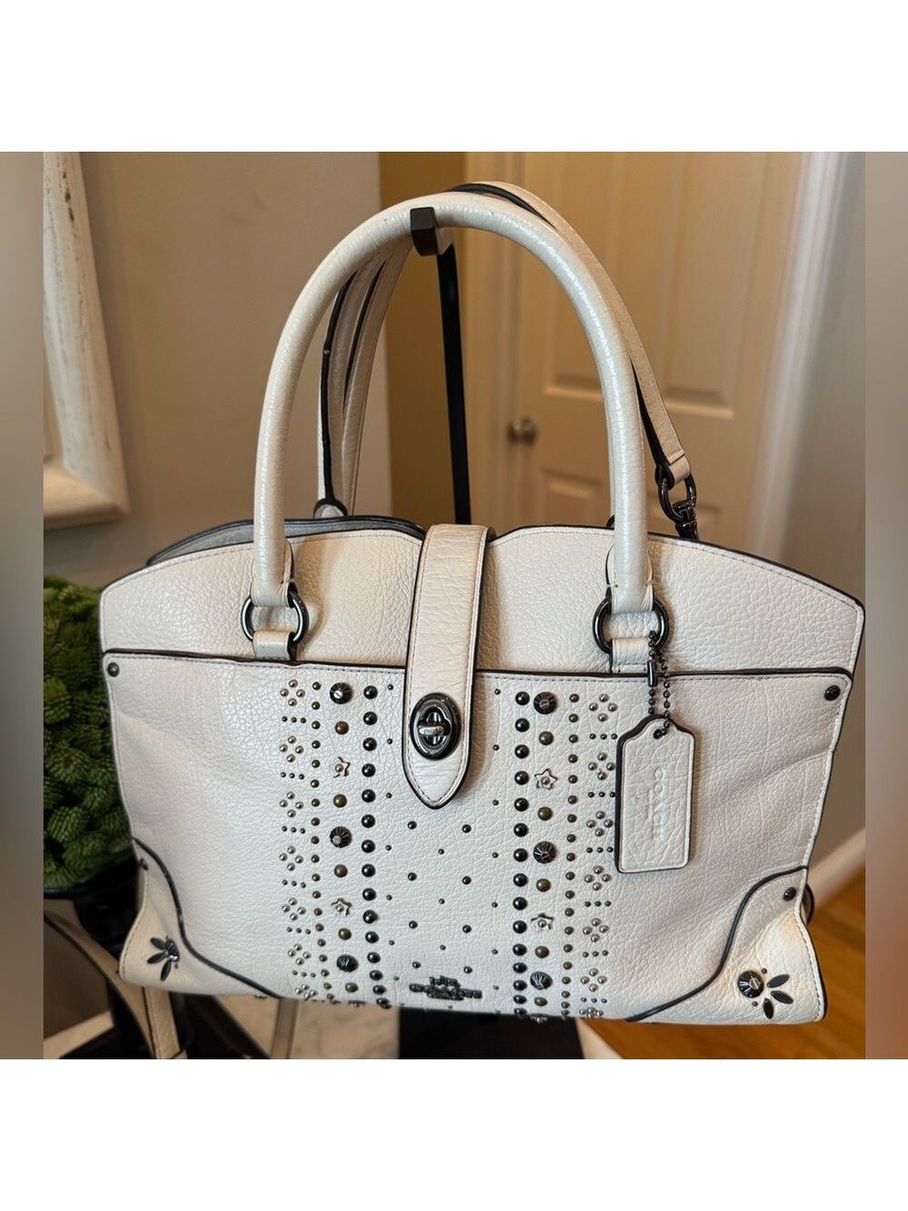 Coach - Mercer 30 Satchel w/Bandana Rivets Pebbled Leather 2016 Nice Condition